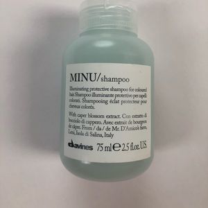MINU illuminating shampoo